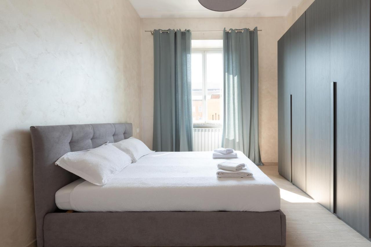 Zara Bright Flat Apartment Milan Bagian luar foto
